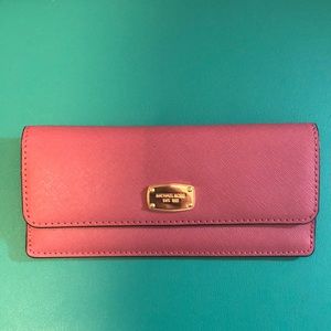 Michael Kors Slim Saffiano leather wallet